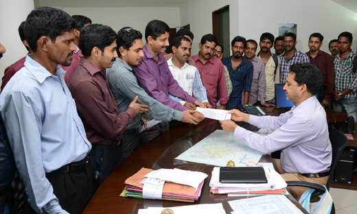 nalin kumar kateel giral friends